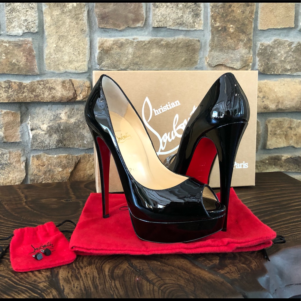 Christian Louboutin Brand New 375